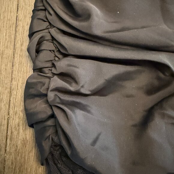 Lovers + Friends Black Ruched Mini Skirt w/ Lace Trim – NWT (Small) - Picture 9 of 9